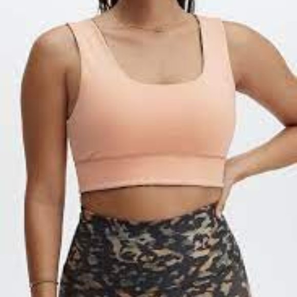 Fabletics Harlow Reversible Medium Impact Sports Bra Wild Camo/Gaia Small - Picture 4 of 9
